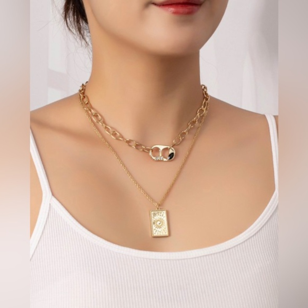 Sun and buckle double layer necklace